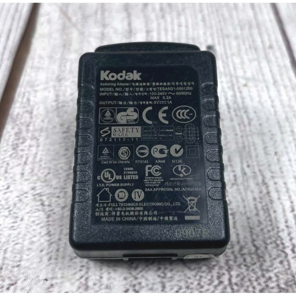 Genuine KODAK TESA5G1-0501200 AC/DC Adapter Power Supply USB 5V 1A GOOD - TESTED